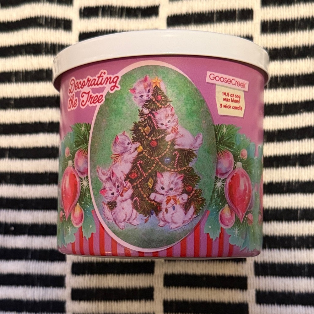 Goose Creek Decorating The Tree 14.5 Oz 3-Wick Candle
